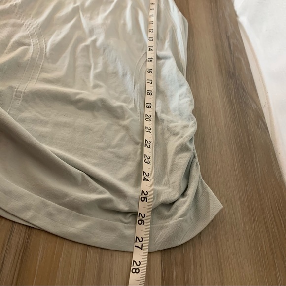 ATHLETA Speedlight Racerback Tank Top Gray Blue Size Medium - Picture 8 of 9